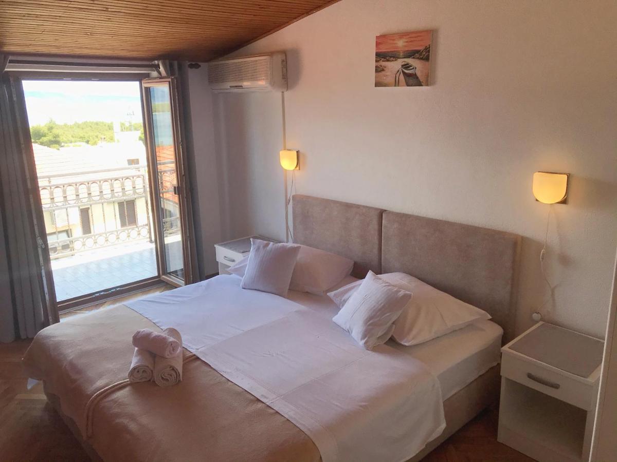 Rubin Jelsa Appartement Jelsa  Buitenkant foto