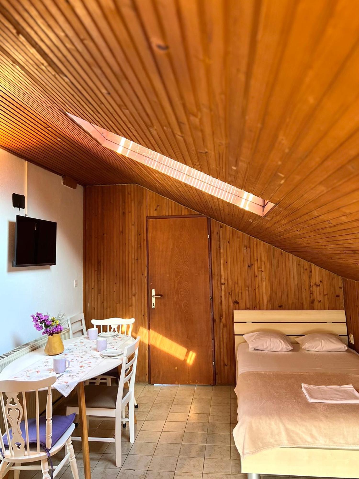 Rubin Jelsa Appartement Buitenkant foto