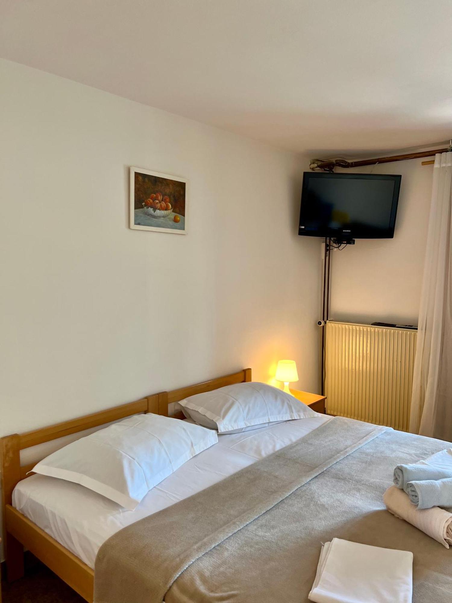 Rubin Jelsa Appartement Jelsa  Buitenkant foto